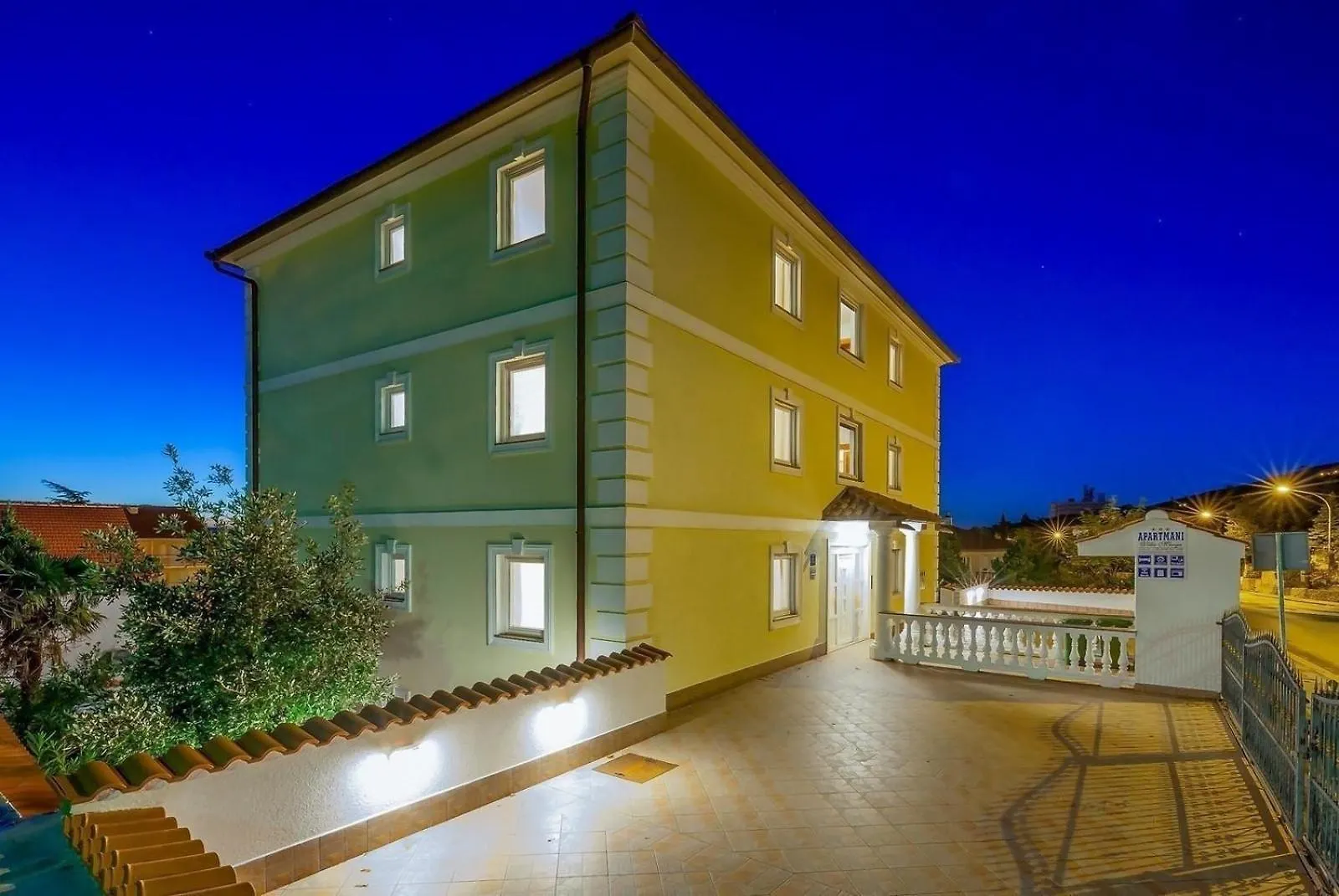 Appartement Mit Balkon Und Meerblick Crikvenica Apartmán